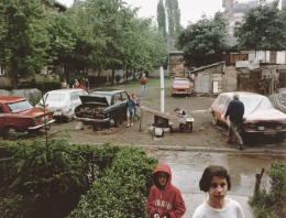 Photo by Wolfgang Bellwinkle